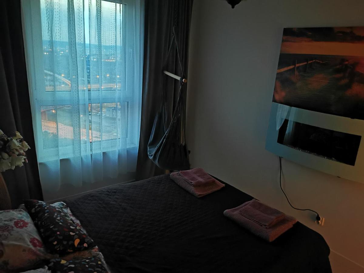 Apartament Przy Bursztynowym Stadionie Гданьск Экстерьер фото